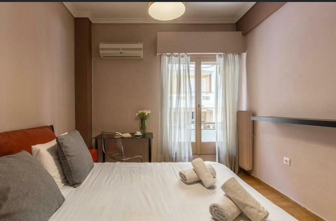 Holodek Apartments Ground & Semibasement Atena Exterior foto